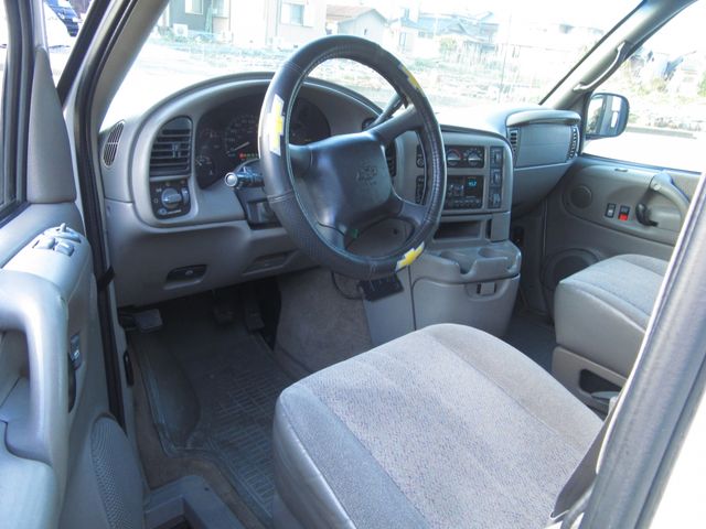 CHEVROLET ASTRO 2002 Image 31