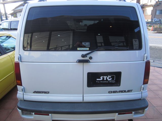 CHEVROLET ASTRO 2002 Image 31