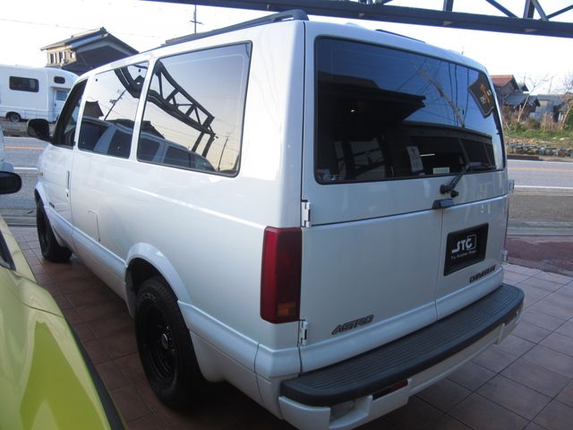 CHEVROLET ASTRO 2002 Image 31