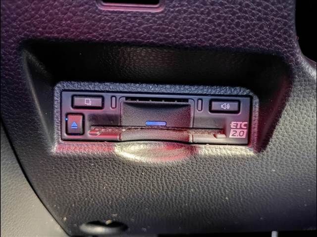 TOYOTA NOAH HYBRID 4WD 2023 Image 31