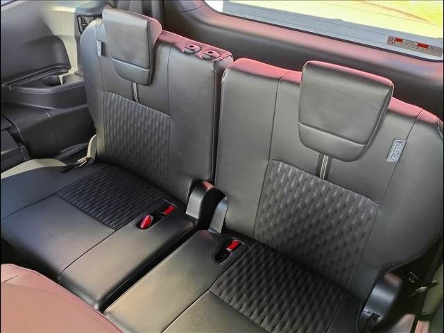 TOYOTA NOAH HYBRID 4WD 2023 Image 31