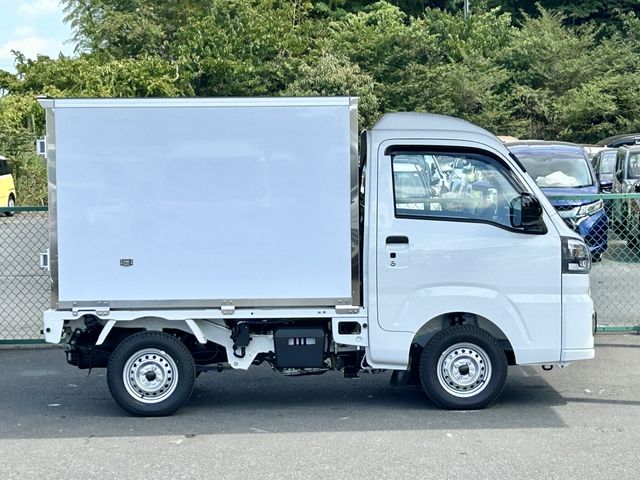 DAIHATSU HIJET TRUCK 2025 Image 31
