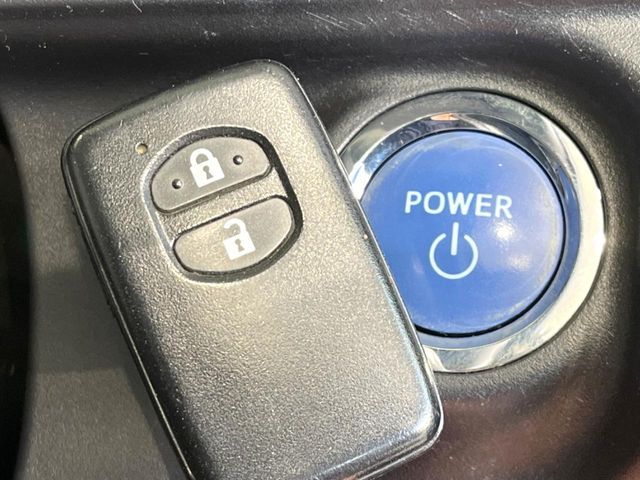 TOYOTA AQUA 2017 Image 31