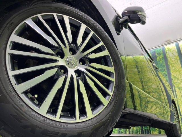 NISSAN ELGRAND 2018 Image 31