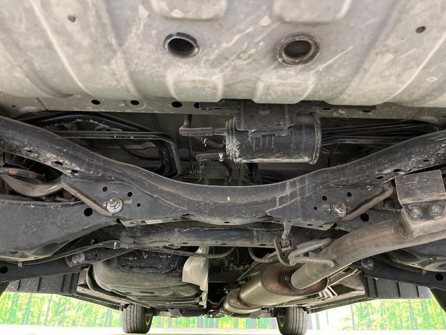 NISSAN ELGRAND 2018 Image 31