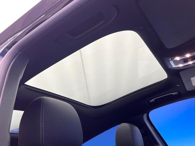 MERCEDES BENZ GLA CL 2021 Image 31