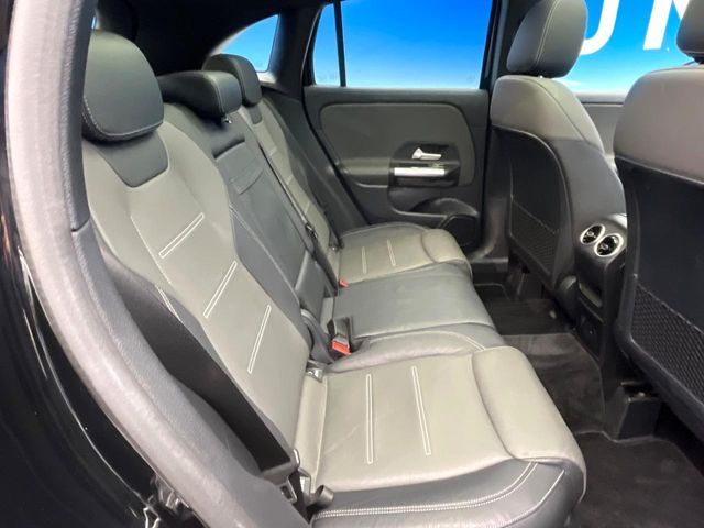 MERCEDES BENZ GLA CL 2021 Image 31