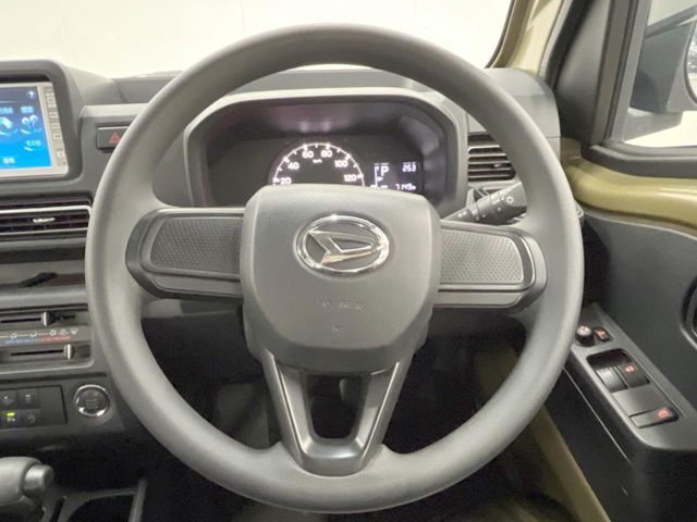 DAIHATSU HIJET TRUCK 4WD 2022 Image 31