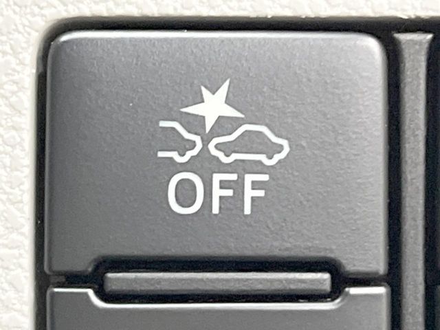 DAIHATSU MIRA E:S 4WD 2017 Image 31