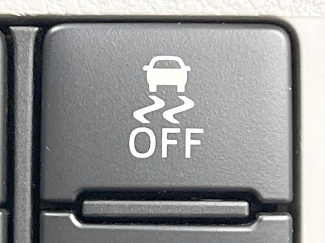 DAIHATSU MIRA E:S 4WD 2017 Image 31