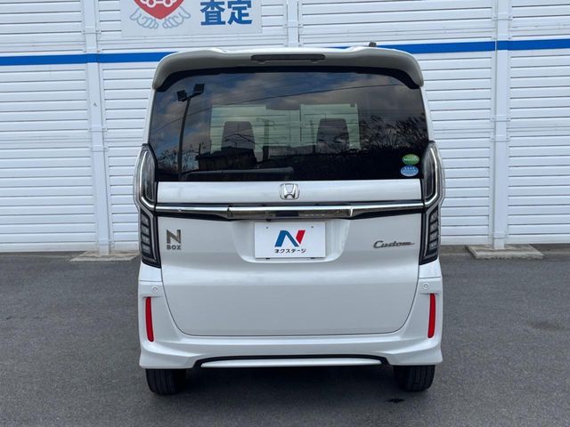 HONDA N BOX CUSTOM 2019 Image 31