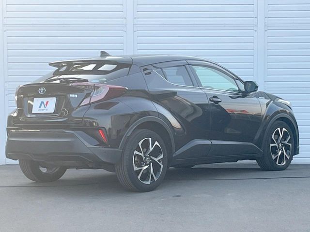 TOYOTA C-HR 2019 Image 31