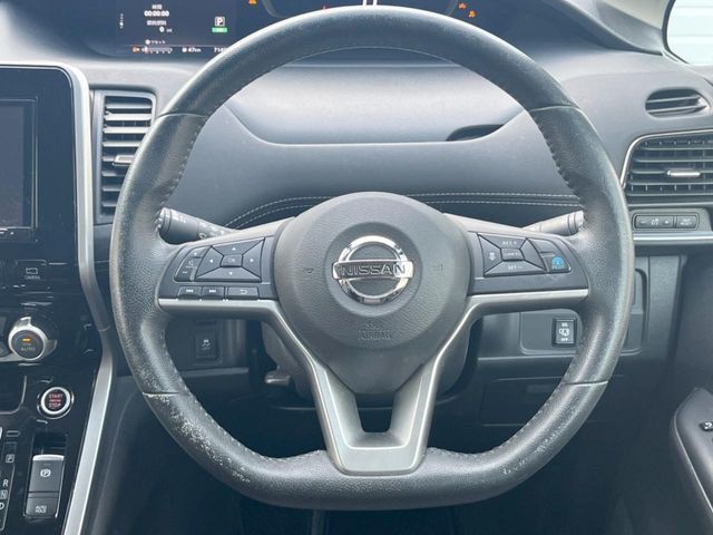 NISSAN SERENA  S-HYBRID 2018 Image 31