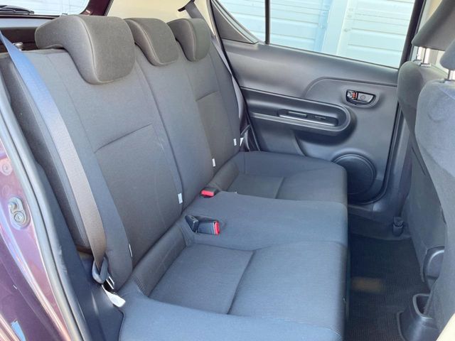 TOYOTA AQUA 2017 Image 31