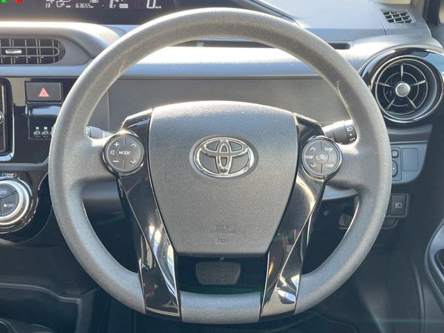 TOYOTA AQUA 2017 Image 31