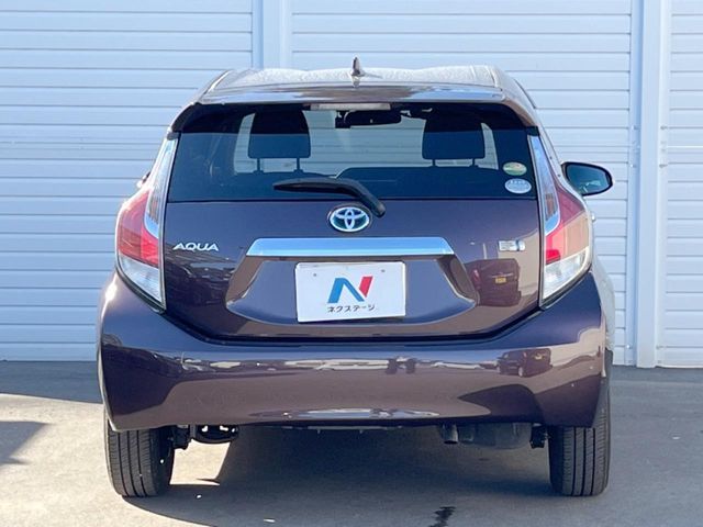 TOYOTA AQUA 2017 Image 31