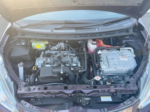 TOYOTA AQUA 2017 Image 31