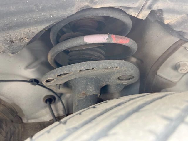 TOYOTA PRIUS 2015 Image 31