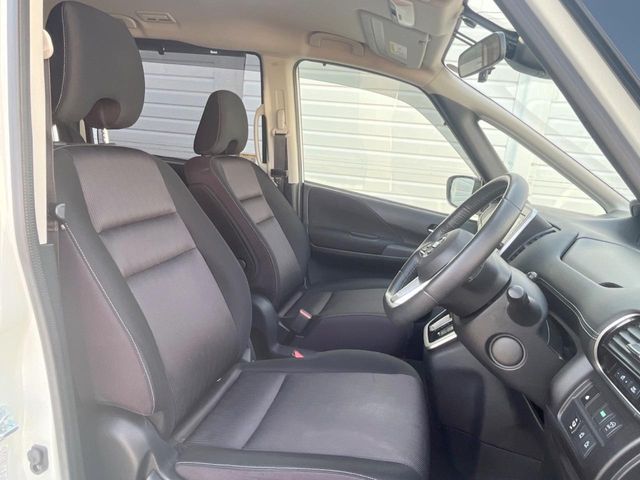 NISSAN SERENA  S-HYBRID 2017 Image 31