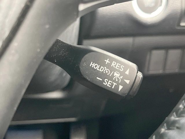 TOYOTA HARRIER 2WD 2018 Image 31