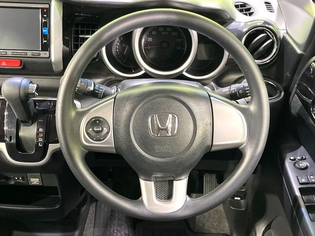 HONDA N BOX CUSTOM 2016 Image 31