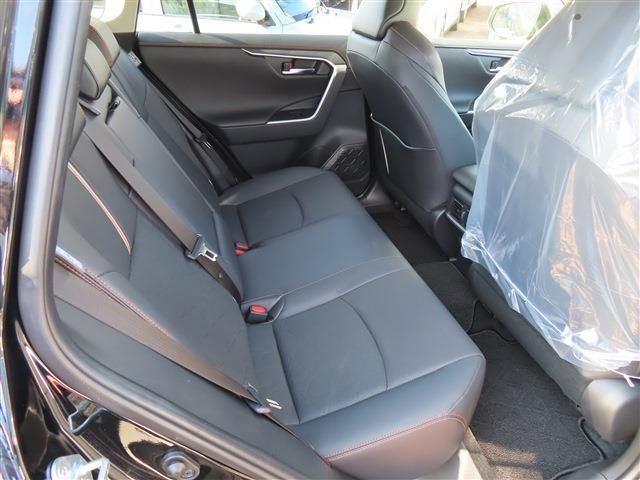 TOYOTA RAV4 4WD 2024 Image 31