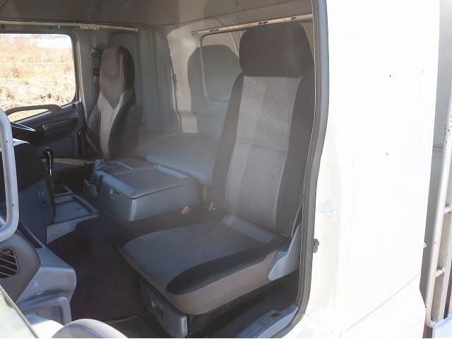 HINO PROFIA 2007 Image 31