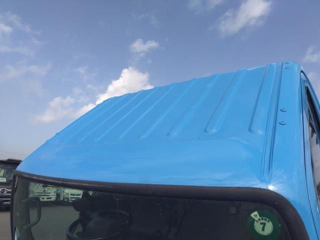 HINO DUTRO 2015 Image 31