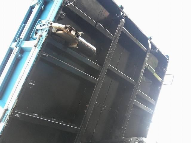 MITSUBISHI CANTER 1996 Image 31