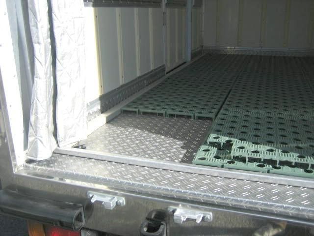 ISUZU ELF 2018 Image 31