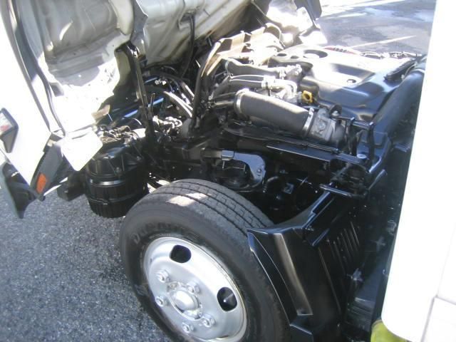 ISUZU ELF 2018 Image 31