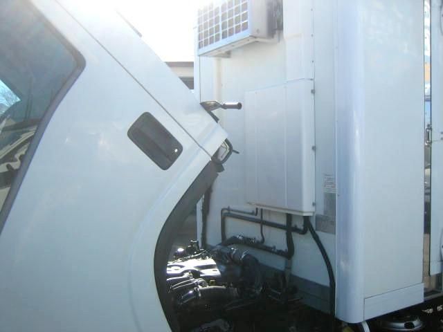 ISUZU ELF 2018 Image 31