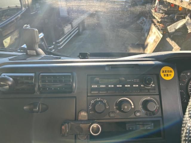 MITSUBISHI FUSOU SUPER GREAT 2008 Image 31