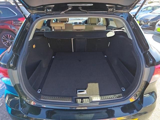 TOYOTA AVENSISWAGON 2012 Image 31