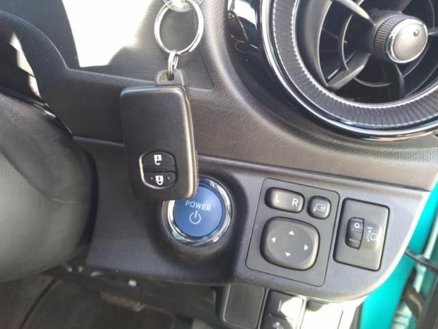 TOYOTA AQUA 2019 Image 31