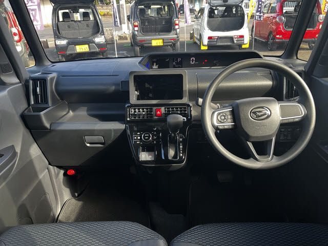 DAIHATSU TANTO CUSTOM 2022 Image 31