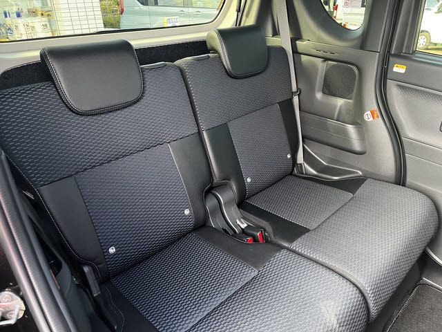 DAIHATSU TANTO CUSTOM 2022 Image 31