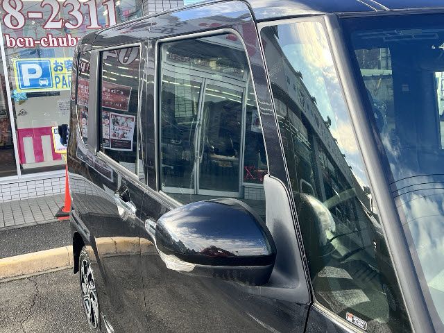 DAIHATSU TANTO CUSTOM 2022 Image 31