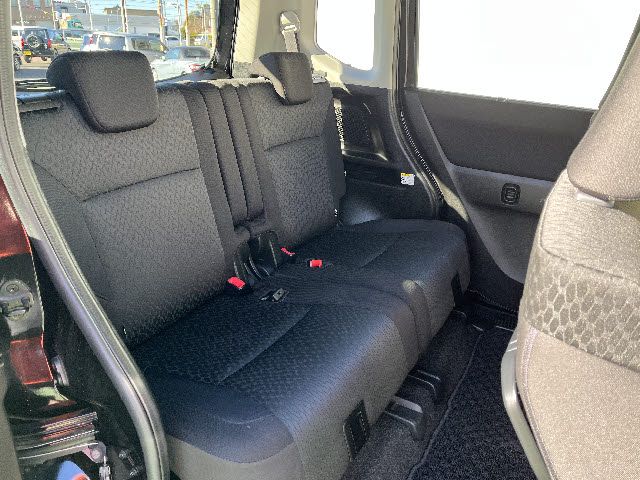 MITSUBISHI DELICA D:2 CUSTOM 2W 2017 Image 31