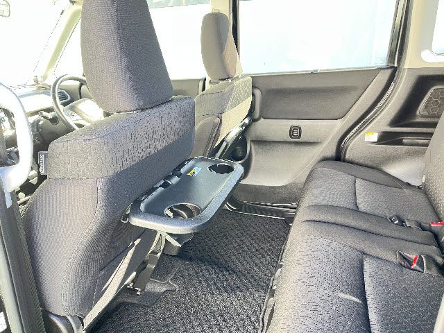 MITSUBISHI DELICA D:2 CUSTOM 2W 2017 Image 31