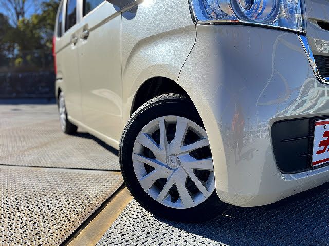 HONDA N BOX 2018 Image 31