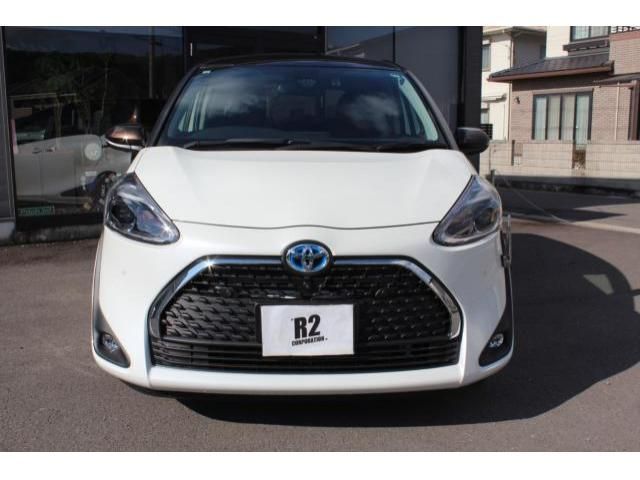 TOYOTA SIENTA HYBRID 2019 Image 31