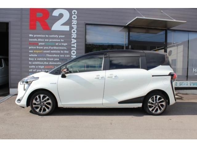TOYOTA SIENTA HYBRID 2019 Image 31