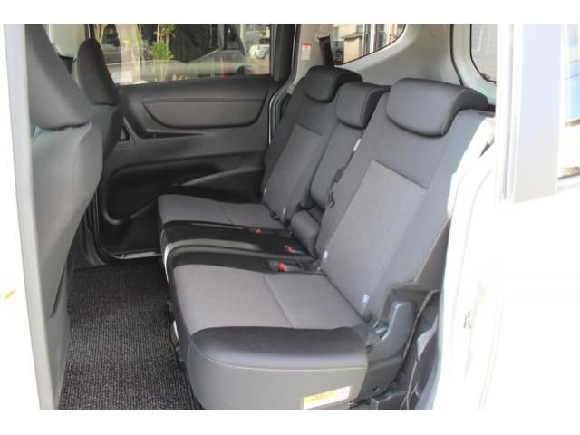 TOYOTA SIENTA HYBRID 2019 Image 31