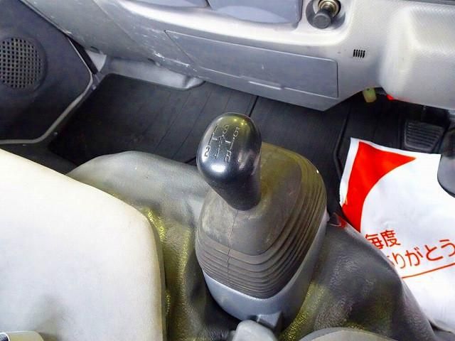 ISUZU ELF 2015 Image 31