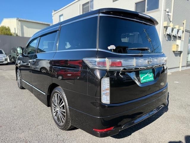 NISSAN ELGRAND 2014 Image 31