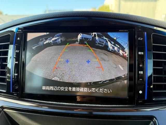 NISSAN ELGRAND 2014 Image 31