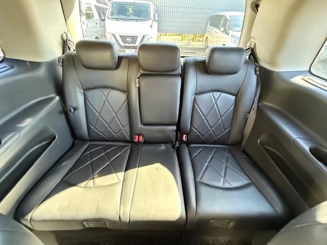 NISSAN ELGRAND 2014 Image 31