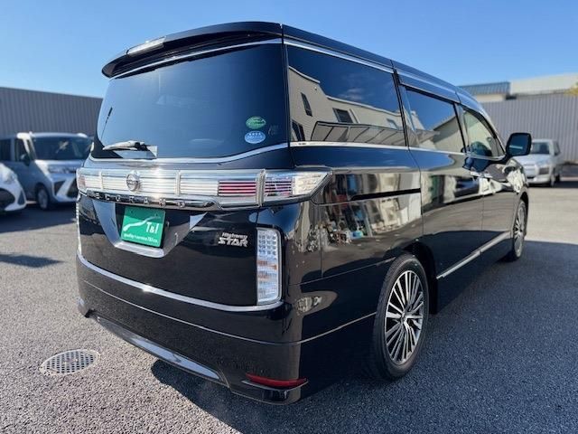 NISSAN ELGRAND 2014 Image 31
