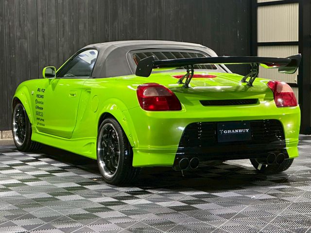 TOYOTA MR-S 2000 Image 31